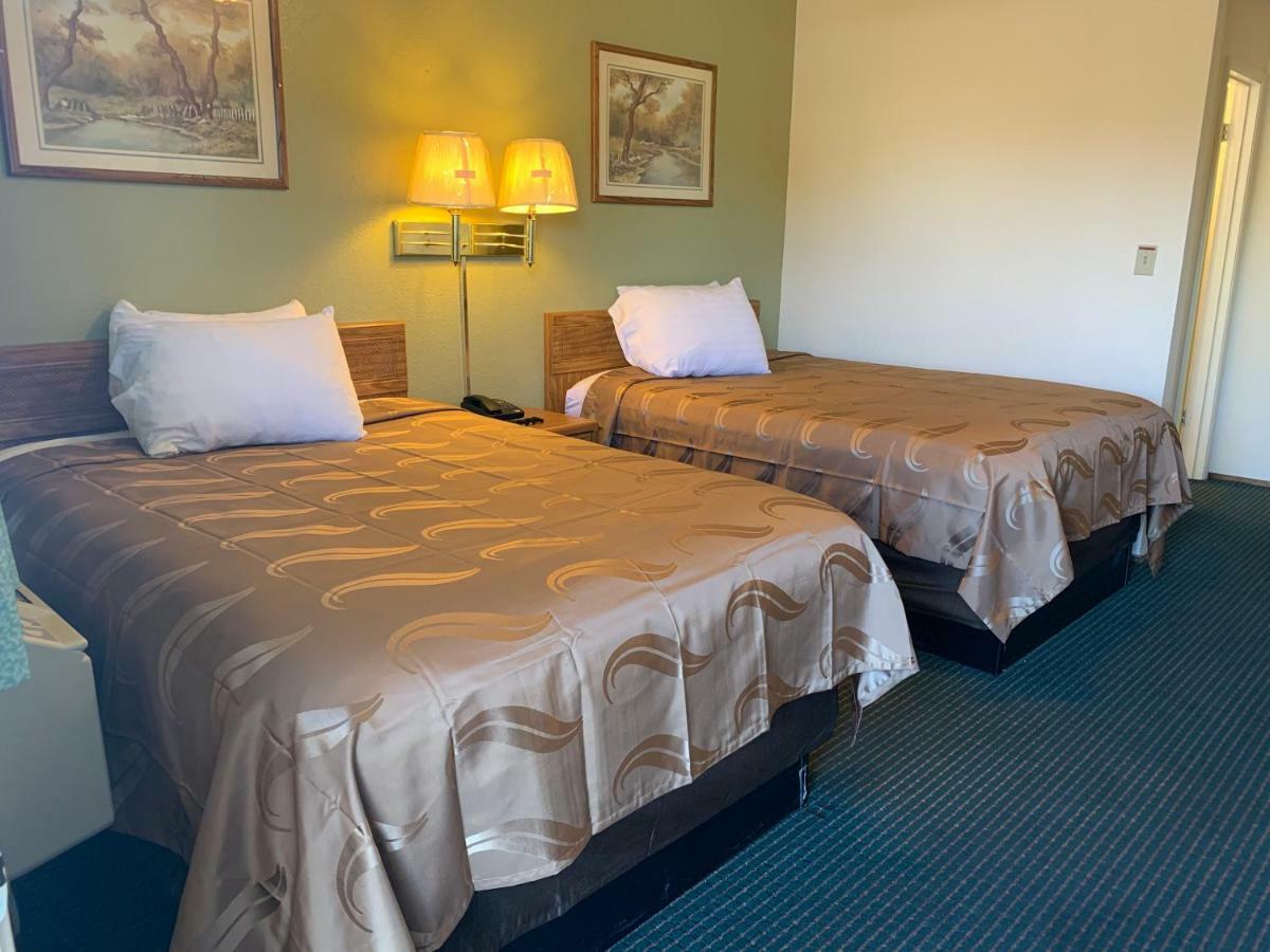 Regency Inn Lakeport Εξωτερικό φωτογραφία